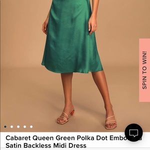 Green dress brand LULUS